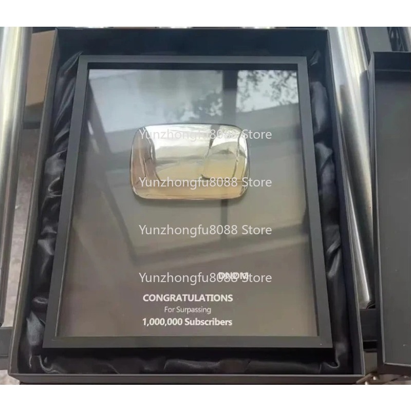 Gold Custom Logo Metal Plaque  - Board Game Youtube recension och pris