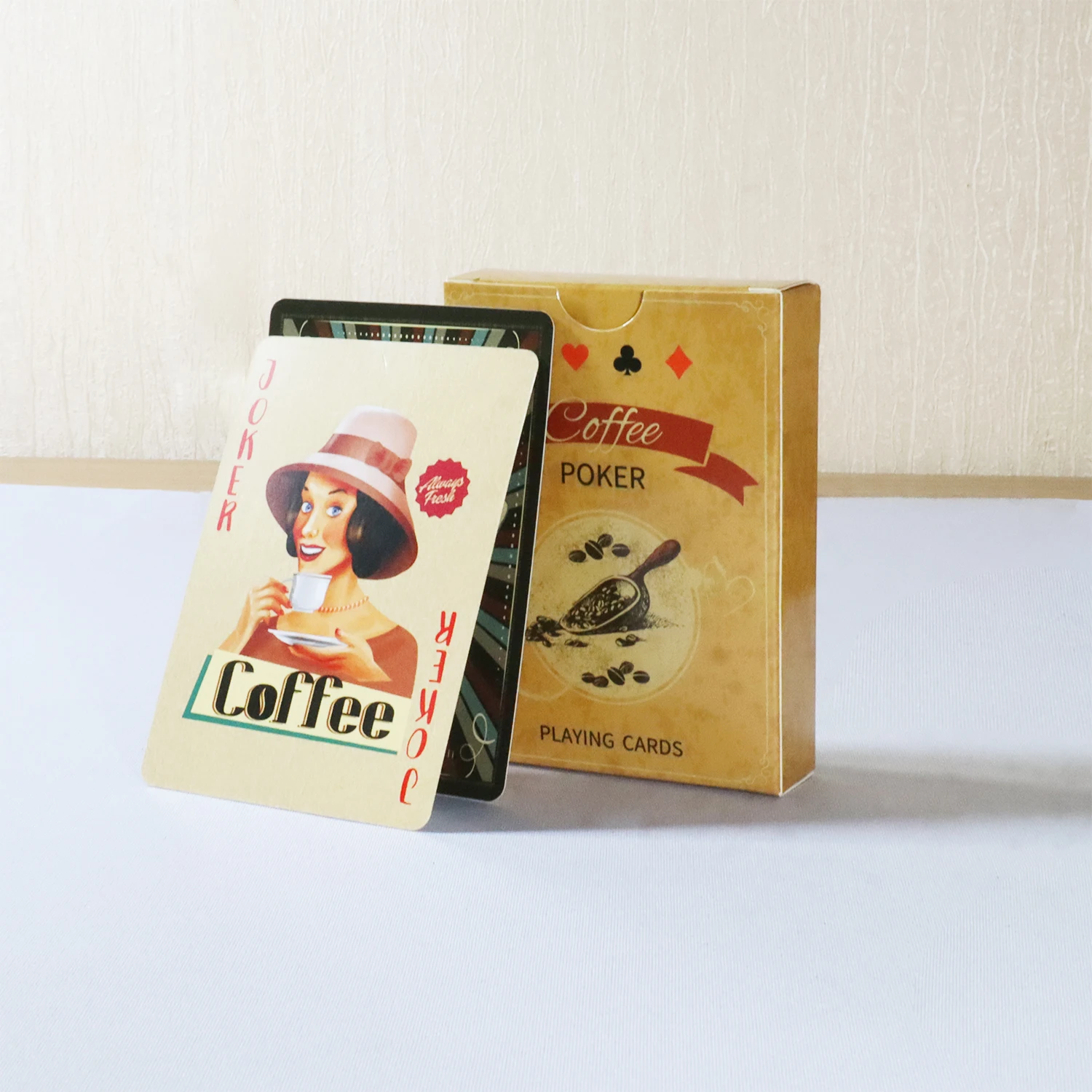 Coffee Paper Playing Cards Vin - Board Game Vantage recension och pris