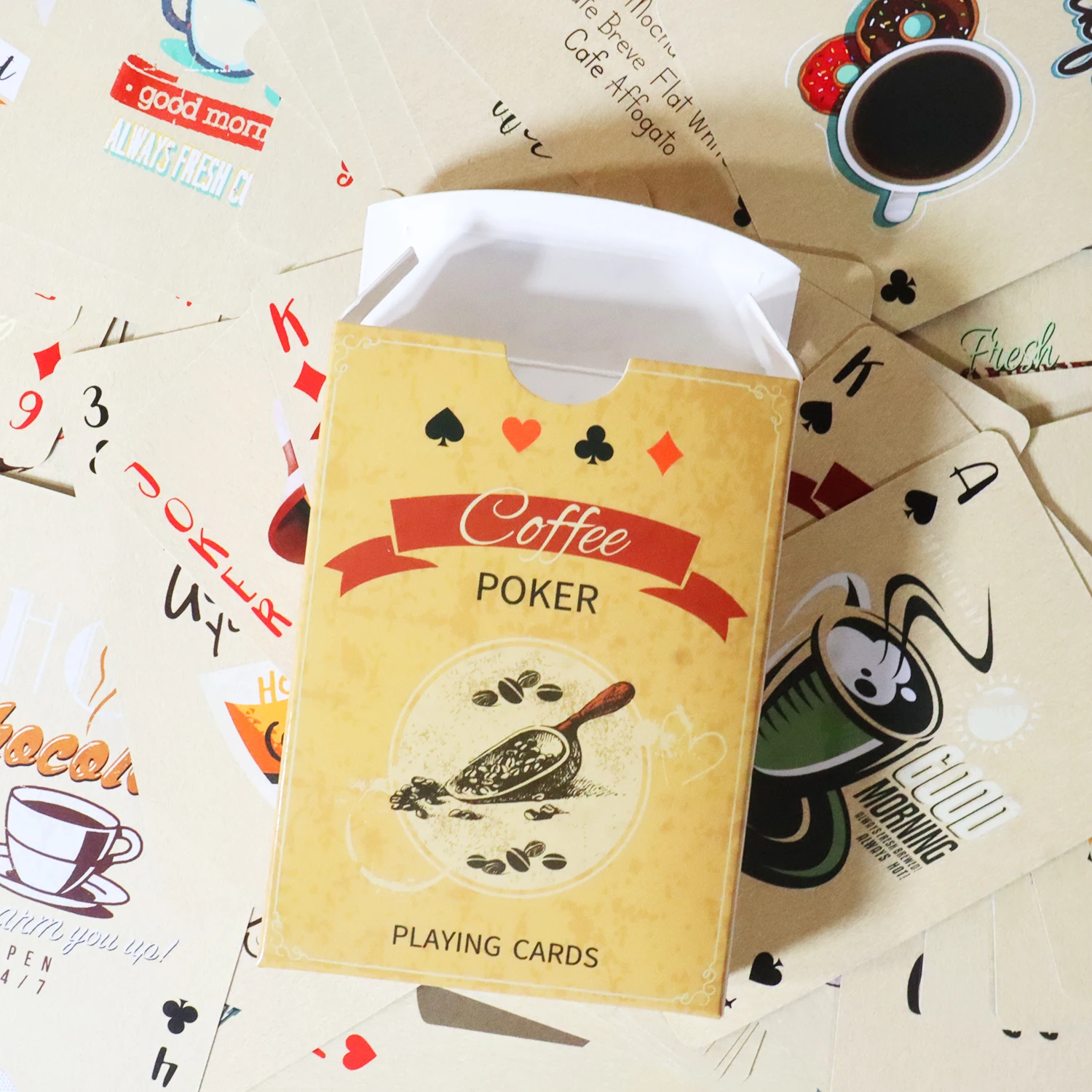 Coffee Paper Playing Cards Vin - Board Game Vantage recension och pris